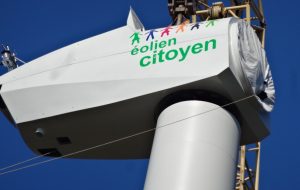 Mille Bretons créent le premier parc éolien citoyen de France
