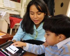 Elle change la vie des enfants autistes avec des applis sur tablette
