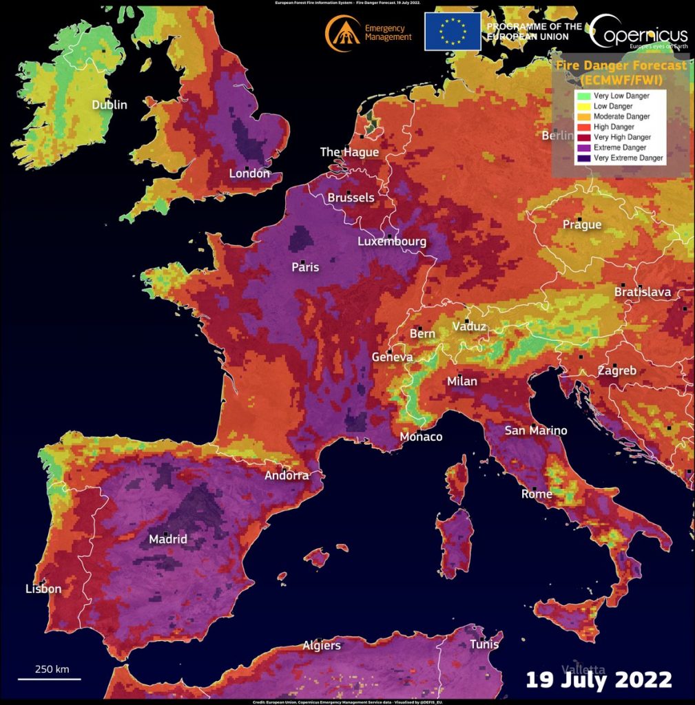 Sur cette carte, plus la couleur est foncée, plus le risque d’incendie est élevé. Crédit : CopernicusEU.