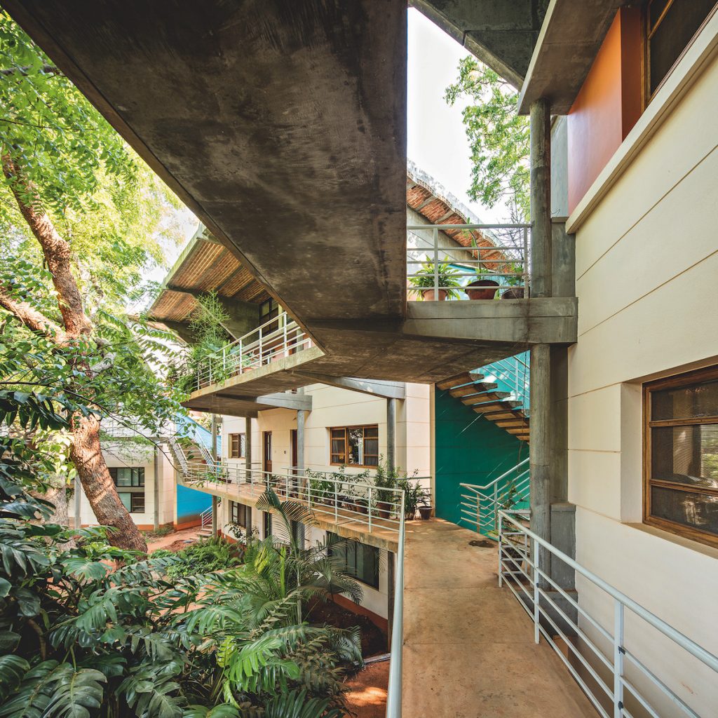 La créativité du co-housing selon Anupama Kundoo à Auroville en Inde. Crédit : Javier Callejas.