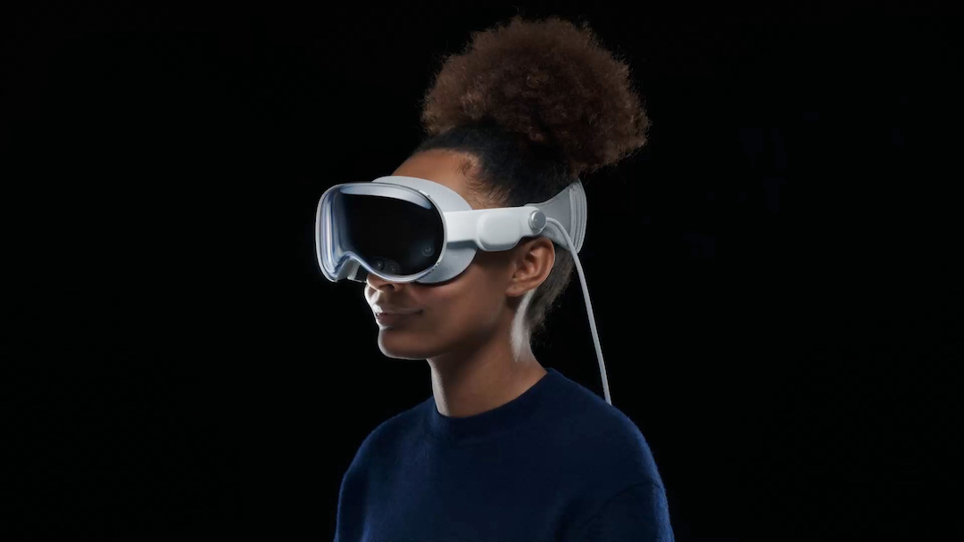 VIDEO. Apple présente son premier casque de VR, Vision Pro