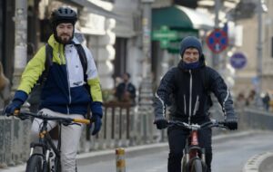 Retour du froid : les astuces pour continuer à rouler à vélo en hiver