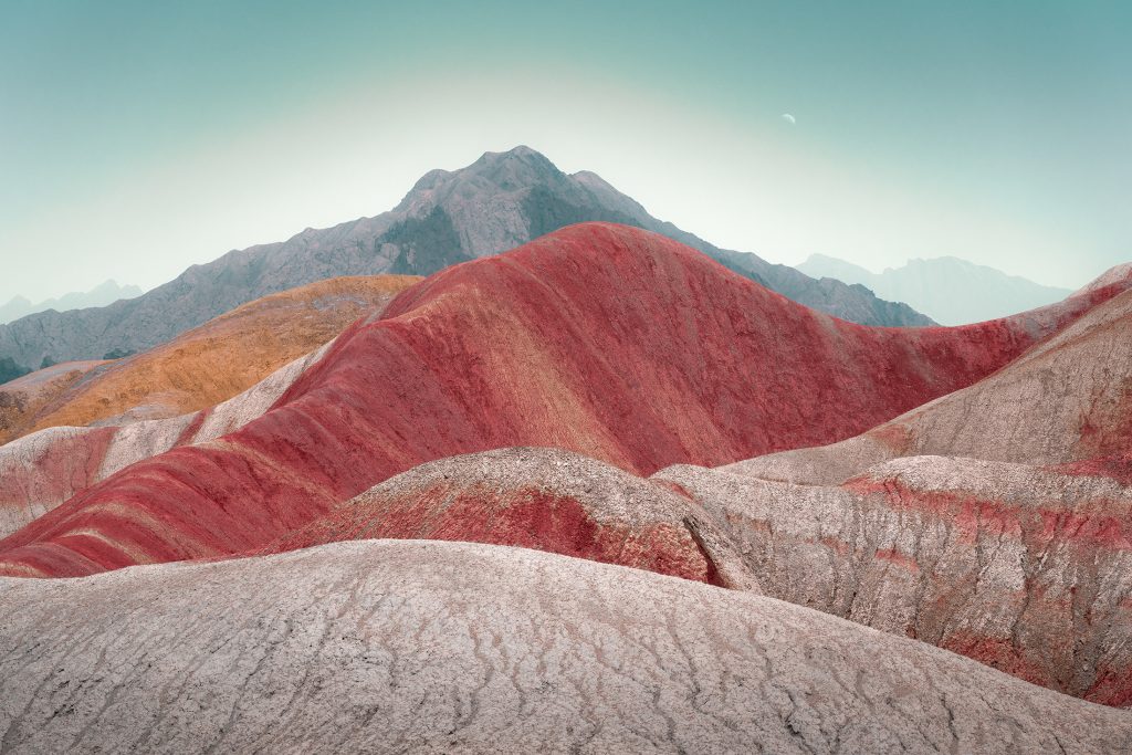 "Red Beds". Développé au cours du Jurassique et du Tertiaire, il s'agit d'un système de roches rouges de l'orogenèse himalayenne. Photographe : Jonas Daley.