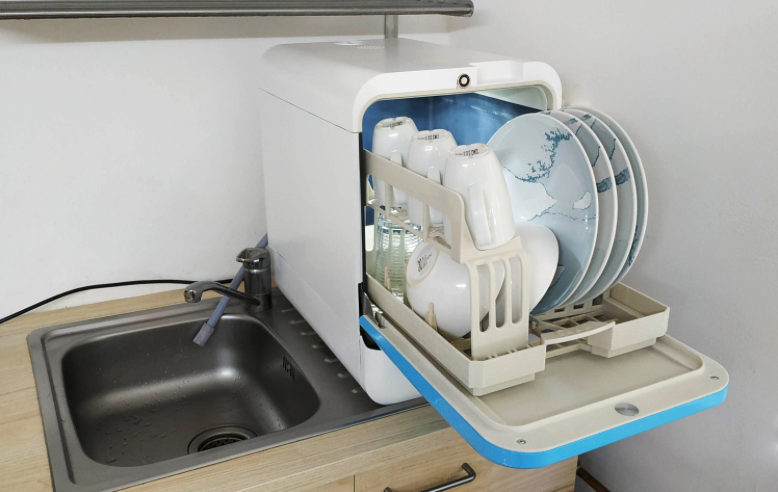 CES 2019 : Ce mini lave-vaisselle nettoie vos plats avec 3 litres d'eau -  WE DEMAIN