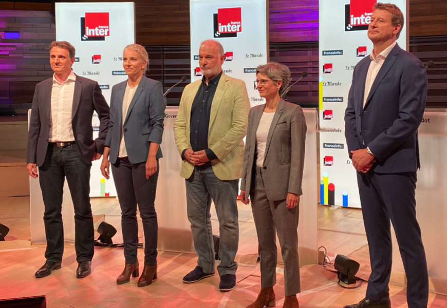 Les cinq candidats à la primaire écologiste lors du premier débat public, organisé sur France Inter, France et Le Monde.