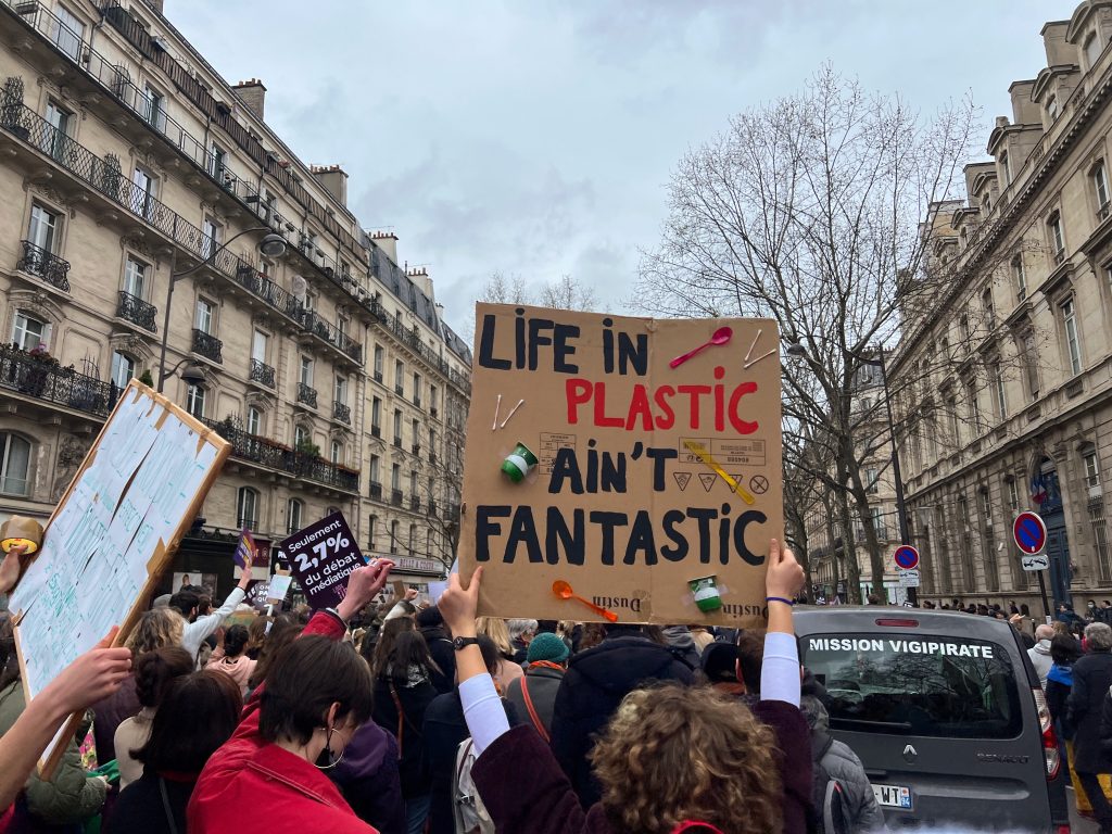 Haro sur le plastique ! Photo : Florence Santrot.