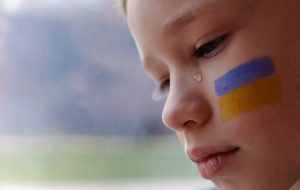 Guerre en Ukraine : comment en parler à ses enfants