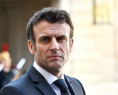 Présidentielle 2022 : Emmanuel Macron se mue en géant vert pour le second tour